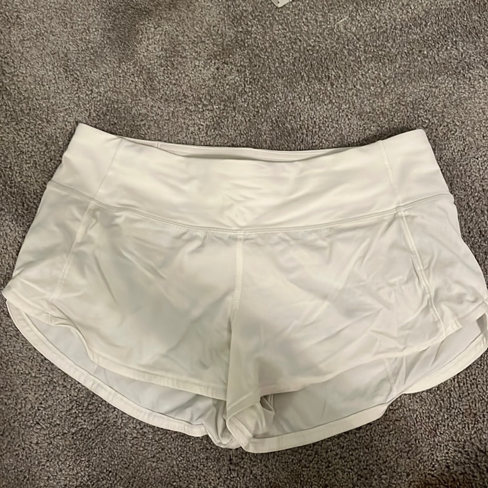 Lululemon Speed Up shorts